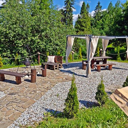 Villa Bukovinka: Forest Retreat with Ski Lifts and Thermal Baths Bukowina Tatrzanska Exterior photo